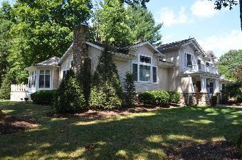 $878,950
Woodcliff Lake 4BR 2.5BA, Remarkable Expanded & Renovated