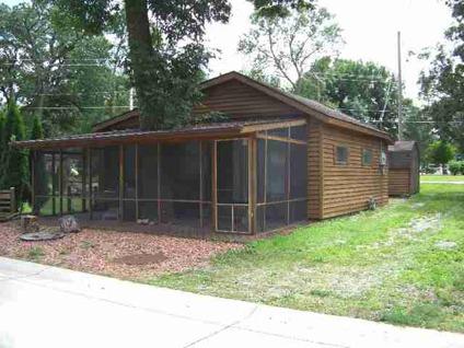$87,000
Clear Lake 2BR 1BA, Cabin Class! This great get-a-way is