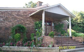 $87,500
Atkins 2BR 2.5BA, Listing agent and office: Yvonda