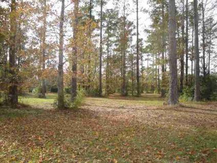 $87,500
Gorgeous lot fronting on spacious lake. Ideal cul-de-sac location