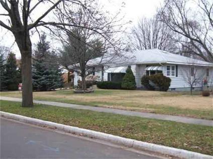 $88,000
WOW! hOME RECENTLY DISCOUNTED FOR A QUICK SALE!!