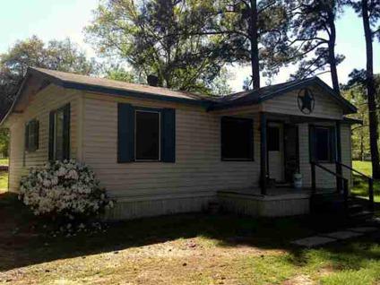 $88,500
Here's the Home You'Ve Been Looking for! 3 BR, 2 BA Home Located on