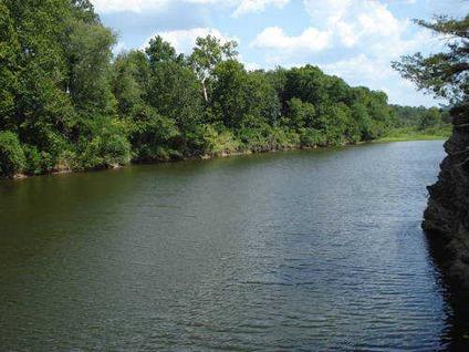 $895,000
Mountain Fork River in SE OK. 40 Acres on River. No Overflow Land !