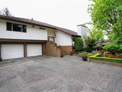$895,000
Sweeping Sound and Mountain View