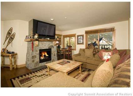 $899,000
Keystone 4BR 4BA, This beautifully decorated property is