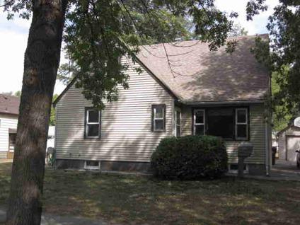 $89,500
Columbus 1BA, and ready to move into this 3 bedroom 1 1/2
