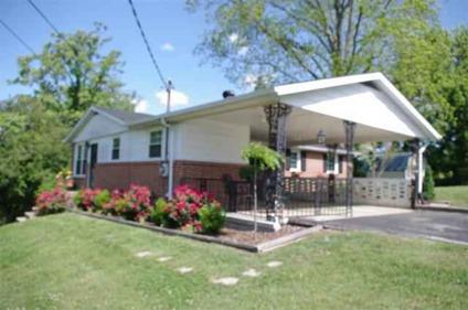 $89,900
Carthage, 3bd/1.5ba brick home in downtown .