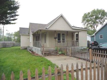 $89,900
Culver 3BR 1BA, Many updates, covered porch