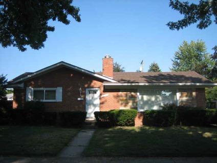 $89,900
Livonia 1.5BA, This home is nicely decorated and move-in