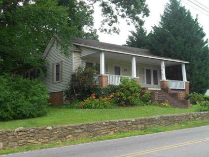 $89,900
Marion 3BR 2BA, Home sits on a nice corner lot with decent