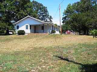 $89,900
Nifty 8.31 acre mini-farm with a recently updated 4 bedroom home.