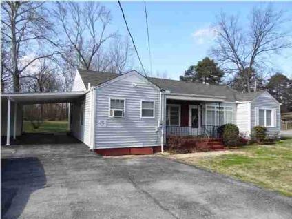 $89,900
Rossville 3BR 2BA, Well cared for one level home in