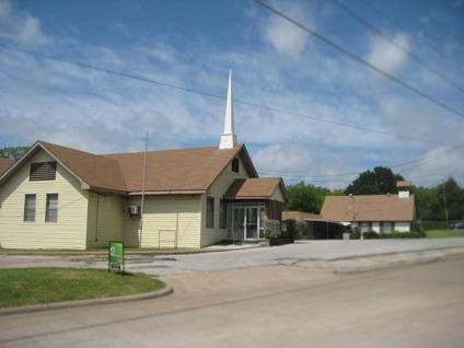 $900,000
Church & Land For Sale
