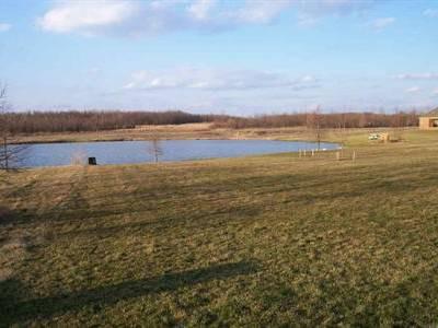 $90,000
5 acres in Warrick County on Spring Lake!