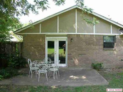 $91,500
Glenpool Three BR Two BA, New Roof in '09, some siding, tile