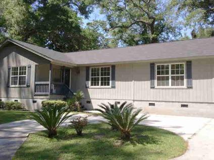 $94,900
Beaufort 3BR 2BA, Great house in Shell Point under