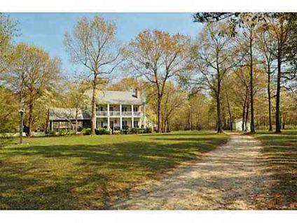 $950,000
Brooklet 9.5BA, 31 acres of pure bliss! Built for Y2K