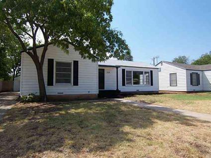 $95,000
Abilene Real Estate Home for Sale. $95,000 3bd/2ba. - Jerry Mash of