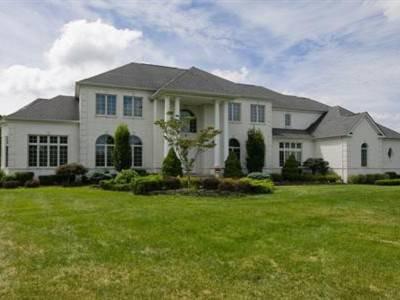 $979,900
Beautiful Immaculate Home!