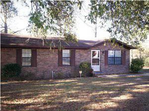 $97,500
Ladson 1BA, Perfect Starter home on large lot.3 br,1bth with