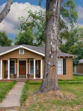 $97,500
Updated Historic Era Cottage Under $100,000