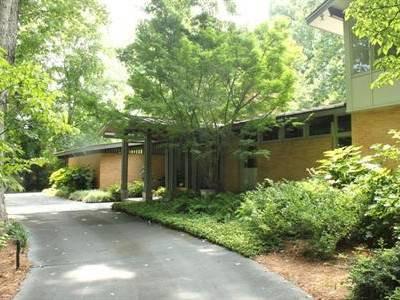 $989,000
1.5 Story, Contemporary - Charlotte, NC