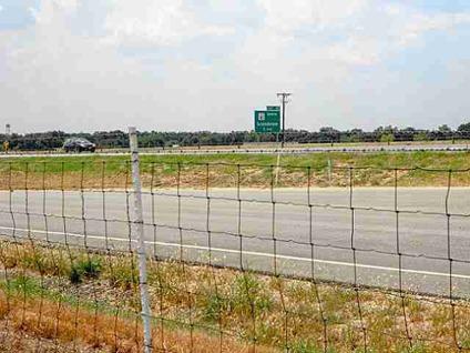 $989,000
Currently Zoned Ag Land. Approx 550 of I35 Frwy East Frontage at on Ramp.