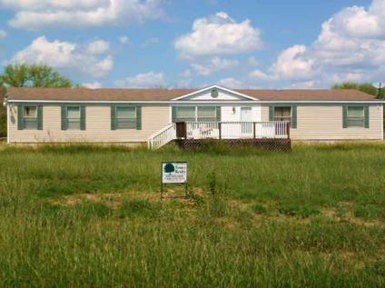 $98,000
Devine 2BR 2BA, This beautiful home is located south of