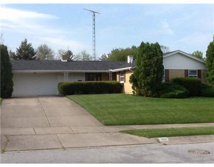 $98,500
Springfield 3BR 2BA, LARGE BRICK RANCH EAST SIDE.