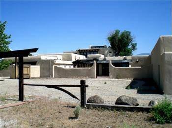 $990,000
Investor/Developer Dream... the Former Taos Estate of RC Gorman.