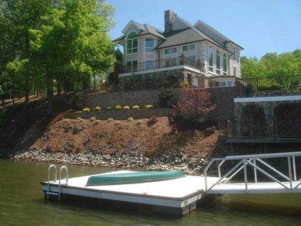 $999,000
2012 Master's Champion Bubba Watson's Lake House in Lexington NC