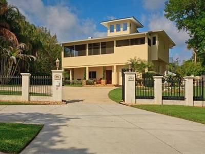 $999,000
Gated Riverfront Pool Home with Full Privacy