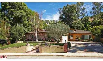 $999,000
Single Family, Ranch - Sherman Oaks, CA