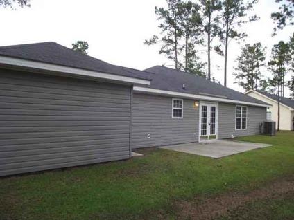 $99,000
Beaufort, Really nice three bedroom, two bath with attached