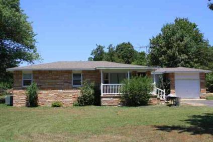 $99,000
Many nice features included in this 3 Bedroom 2 Bath Ranch style home on huge