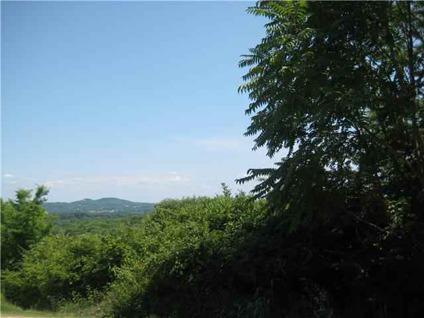 $99,000
Nashville, Gorgeous treed lot with amazing views of the