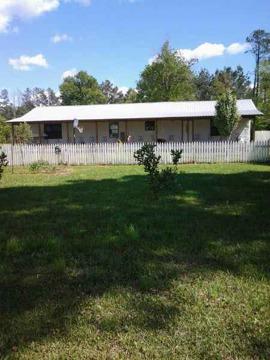$99,000
OH MY GOODNESS, NEW LISTING! 2/1 pier and beam home on 8 acres