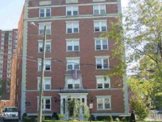 $99,000
Studio Apt. Located in Heart of Downtown Stamford