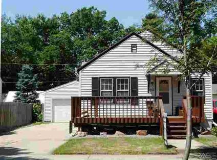 $99,850
Sioux Falls 2BR 2BA, This home is a perfect first time buyer
