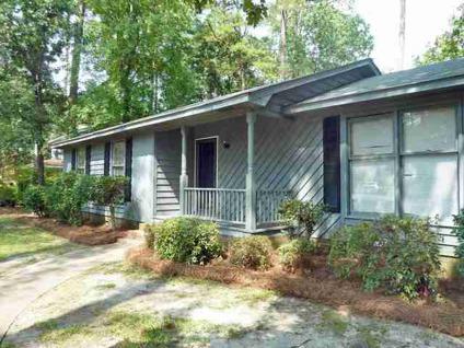 $99,900
Columbia 3BR 2BA, Location, location! Adorable home with