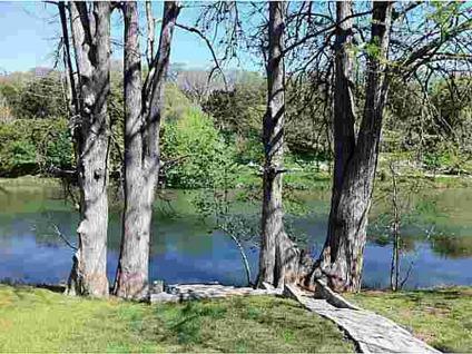 $99,900
Flat lot in a gated community in the middle of Wimberley.