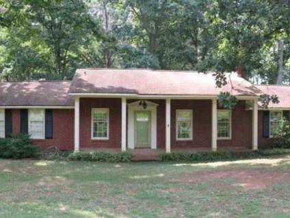 $99,900
Great Bank Owned Home!!!