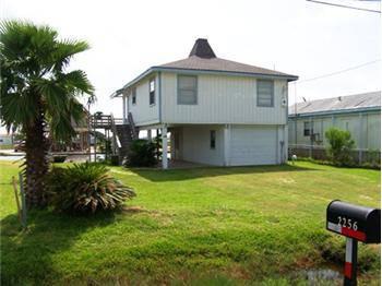 $99,900
PRICE REDUCED!!! Furnished Waterfront Home in Sargent Texas