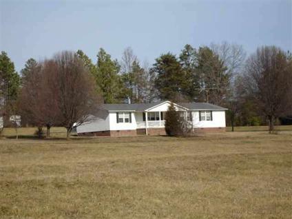 $99,900
Rutherfordton 3BR 2BA, Nice, large doublewide w/addition on
