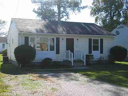 $99,950
Awesome renovation just waiting for the right homeowner! This 3 bed 1 bath home