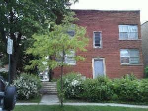 Great location-Skokie swift 2 blocks Two BR w/ hardwood floor