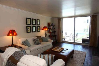 Malibu 2BR 1BA, Come spend the summer on Carbon Beach at the