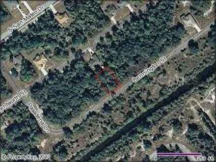 North Port, Great lot in to build you single family home.