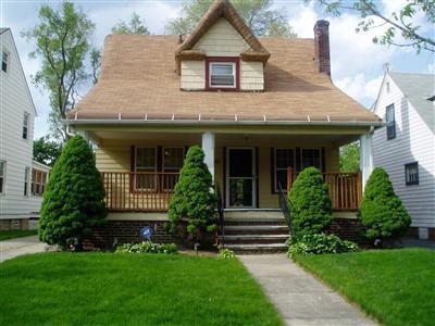 Single family home in Cleveland Hts