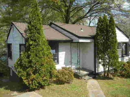 Single Family Residential, Ranch - East Point, GA